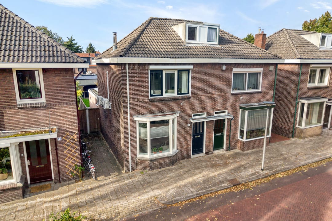 Photo 1 of Wethouder Elhorststraat 36