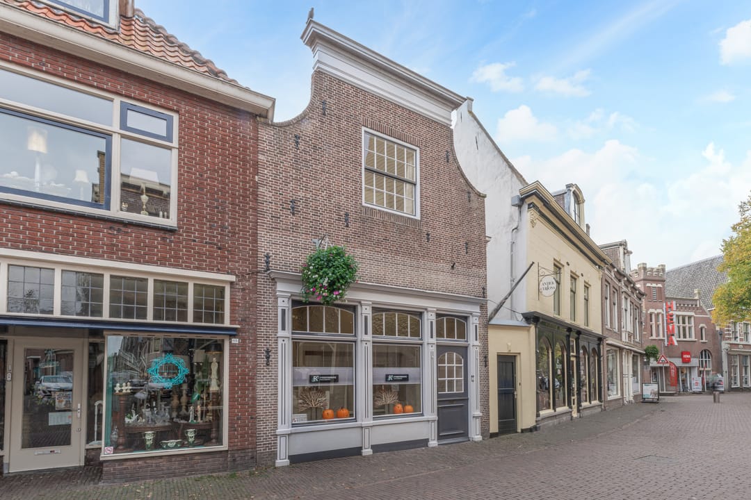 Photo 52 of Westerstraat 117
