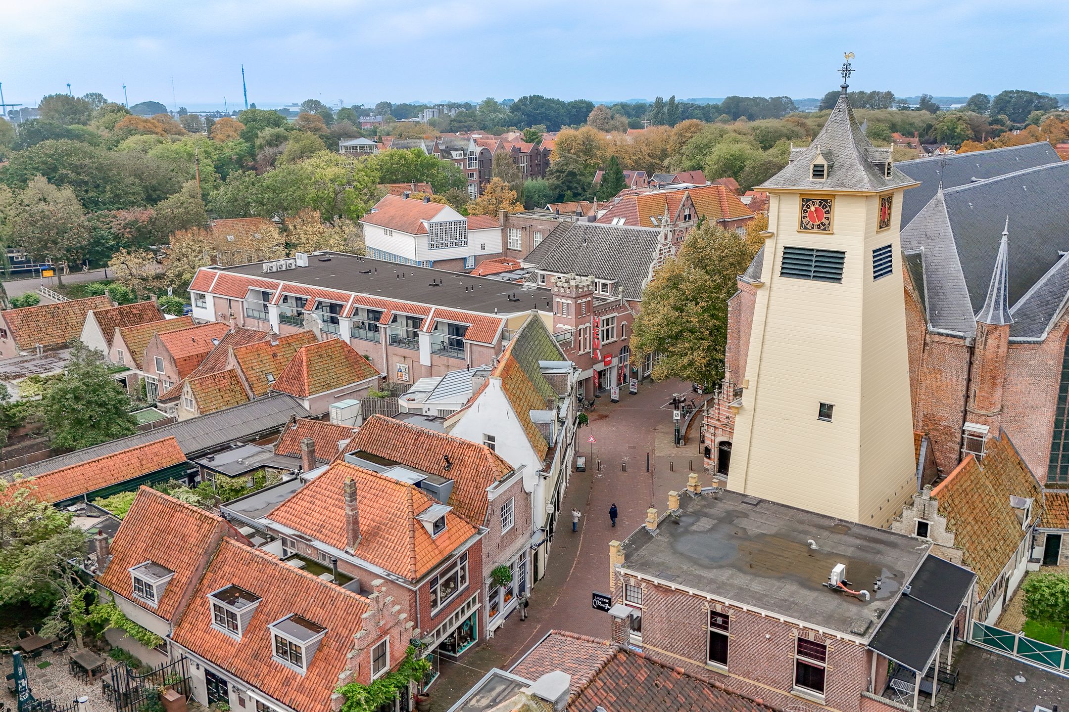 Photo 51 of Westerstraat 117