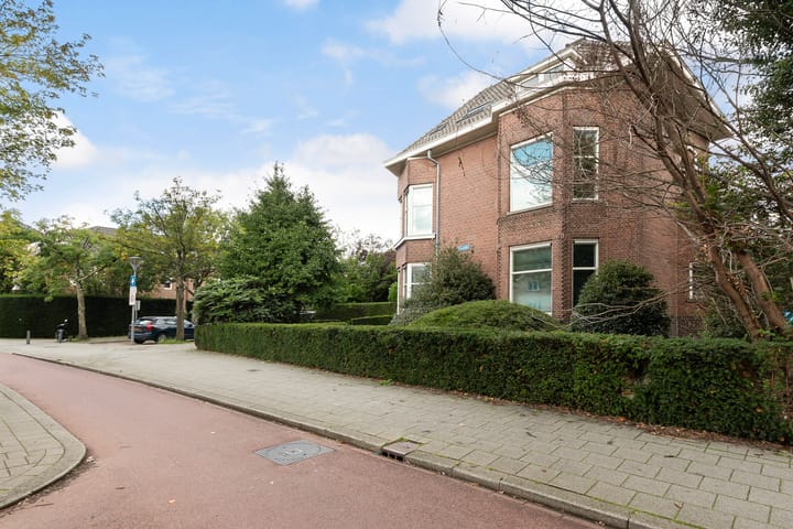 Hoekwoning te koop: Vredehofweg 70, Rotterdam
