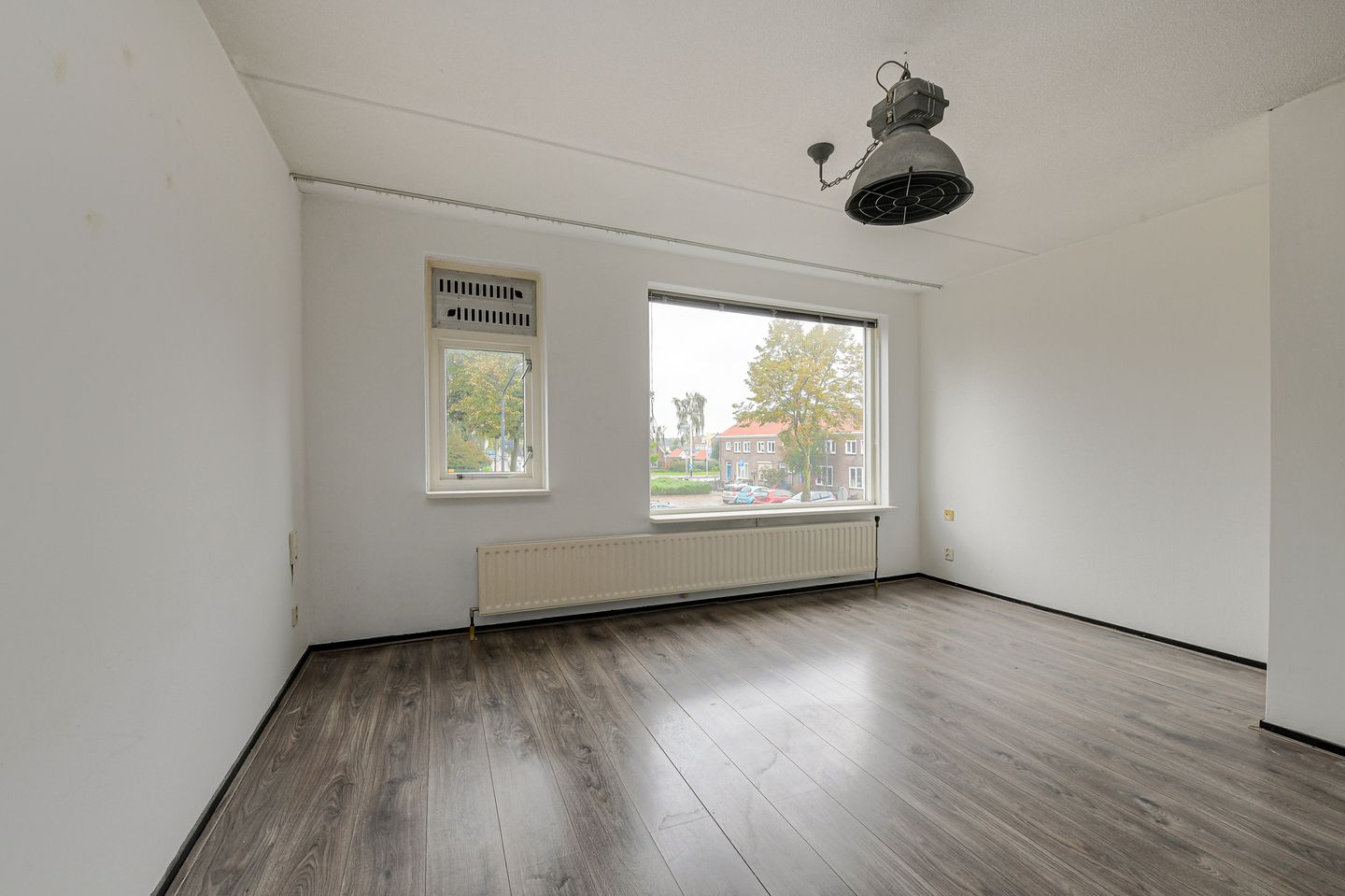 Photo 5 of Van Reesstraat 31