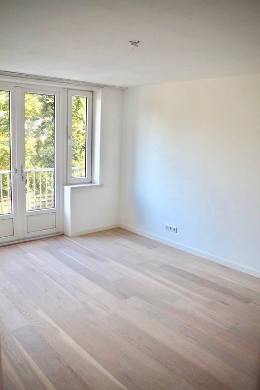 Photo 11 of Faradaystraat 31