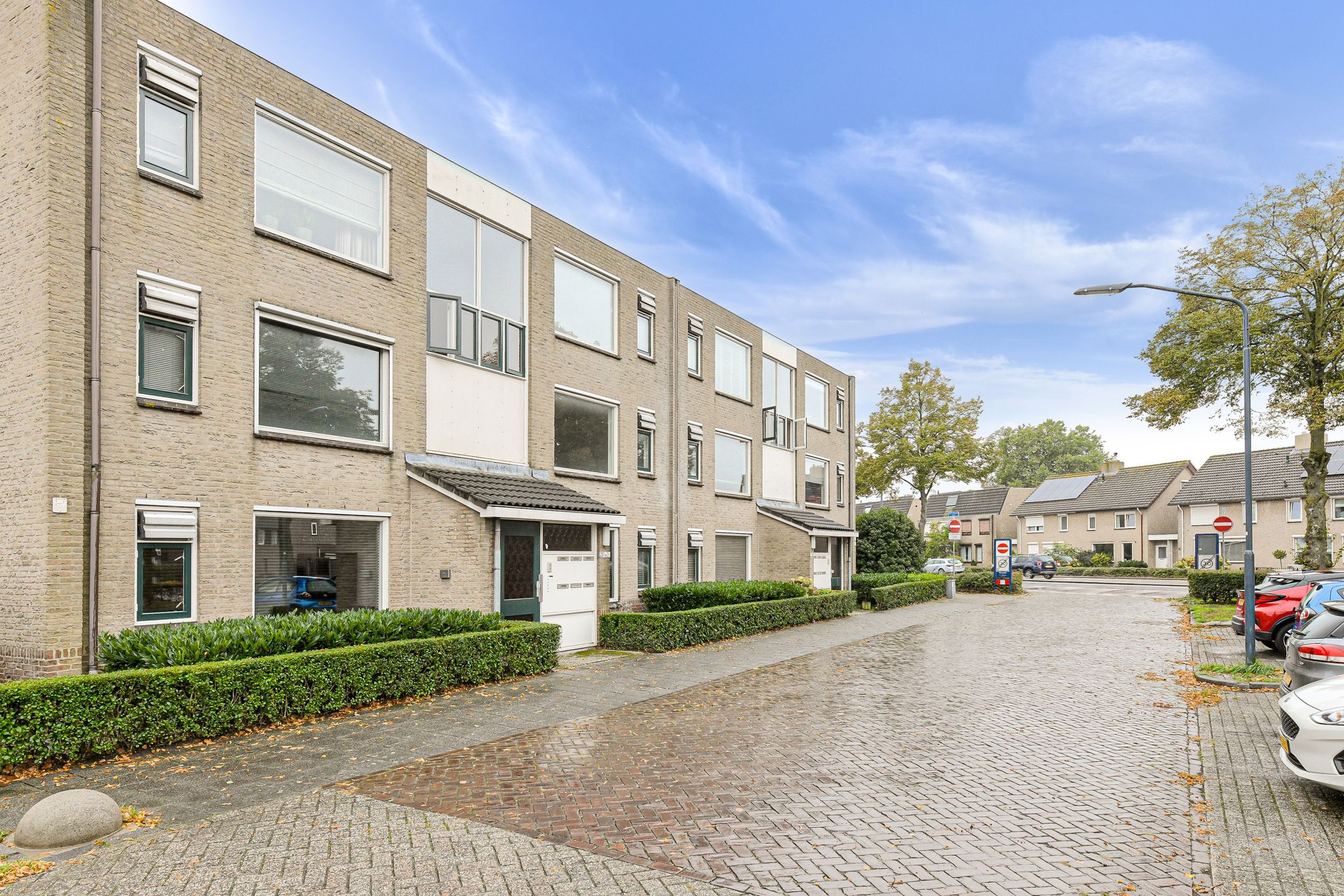 Photo 27 of Van Reesstraat 31