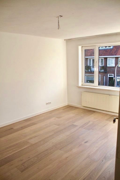 Photo 9 of Faradaystraat 31