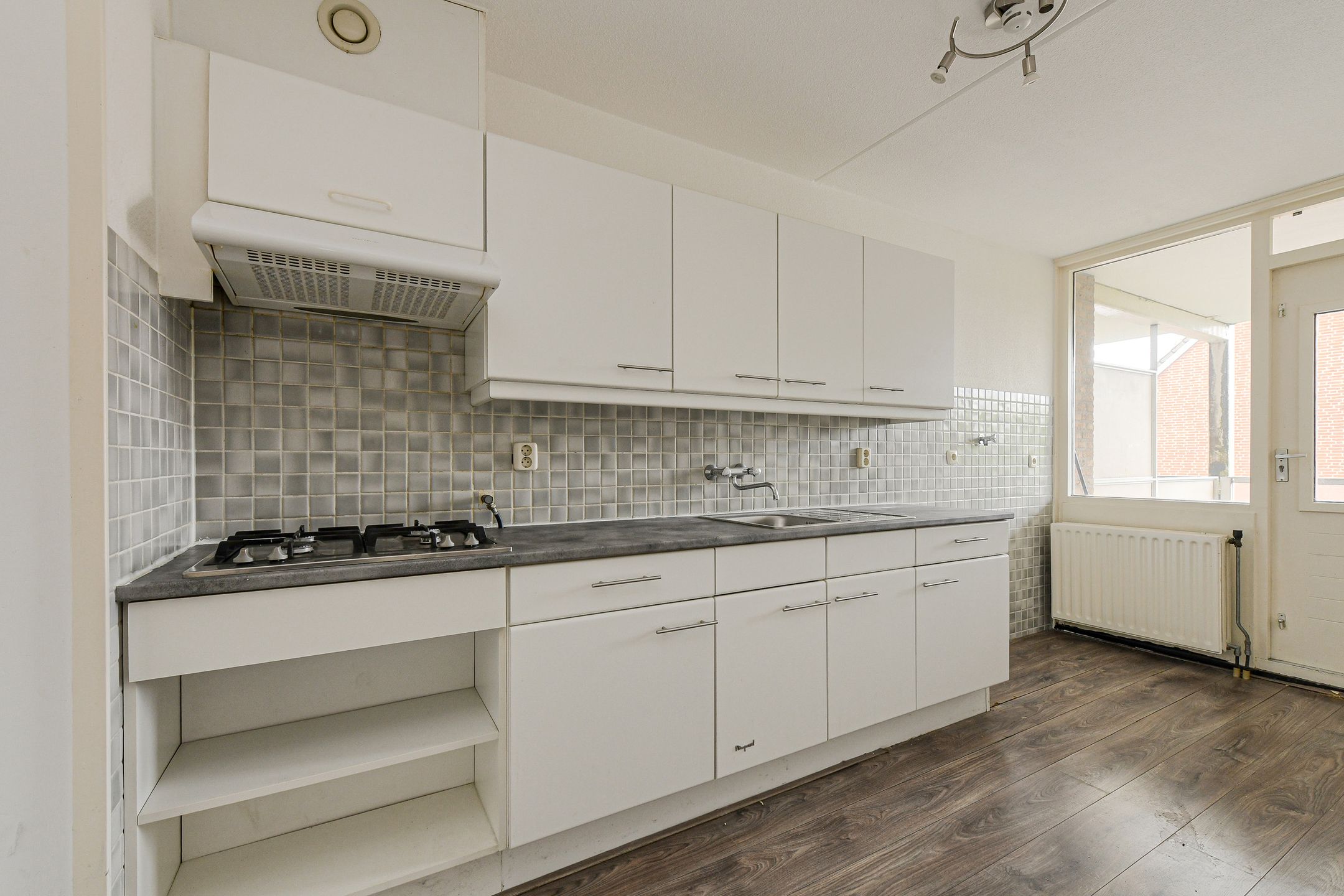 Photo 12 of Van Reesstraat 31