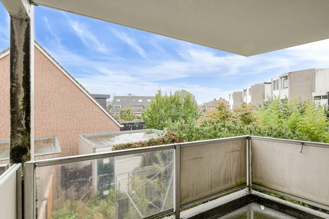 Photo 16 of Van Reesstraat 31