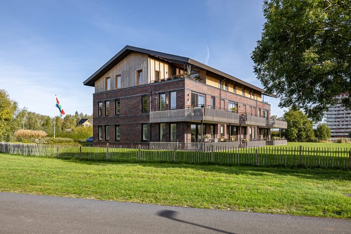 Appartement te koop: Winterpeil 22, Delfzijl