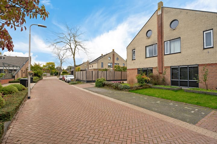 Hoekwoning te koop: Dotterbloem 1, Marknesse