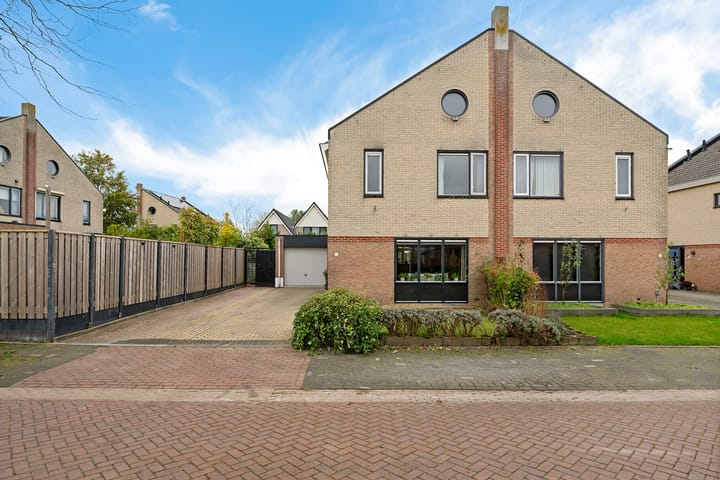 Hoekwoning te koop: Dotterbloem 1, Marknesse