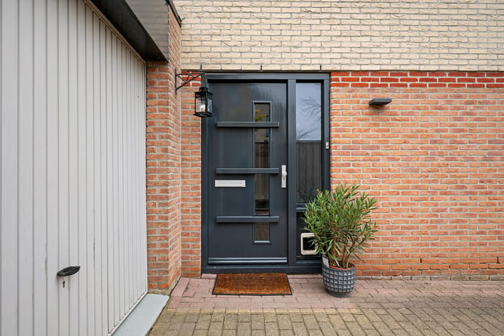 Hoekwoning te koop: Dotterbloem 1, Marknesse