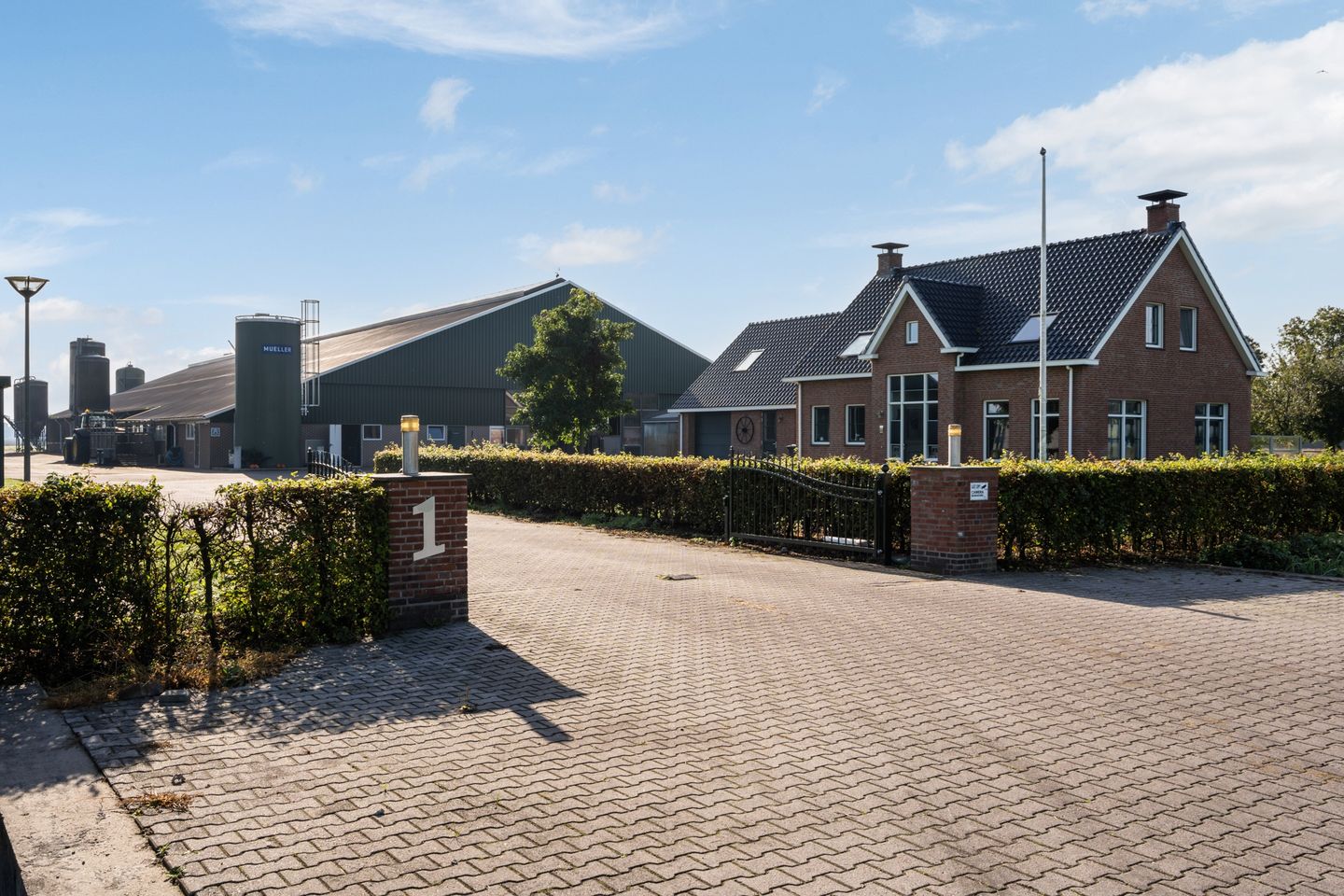Bekijk foto 3 van Veldhuizenweg 1