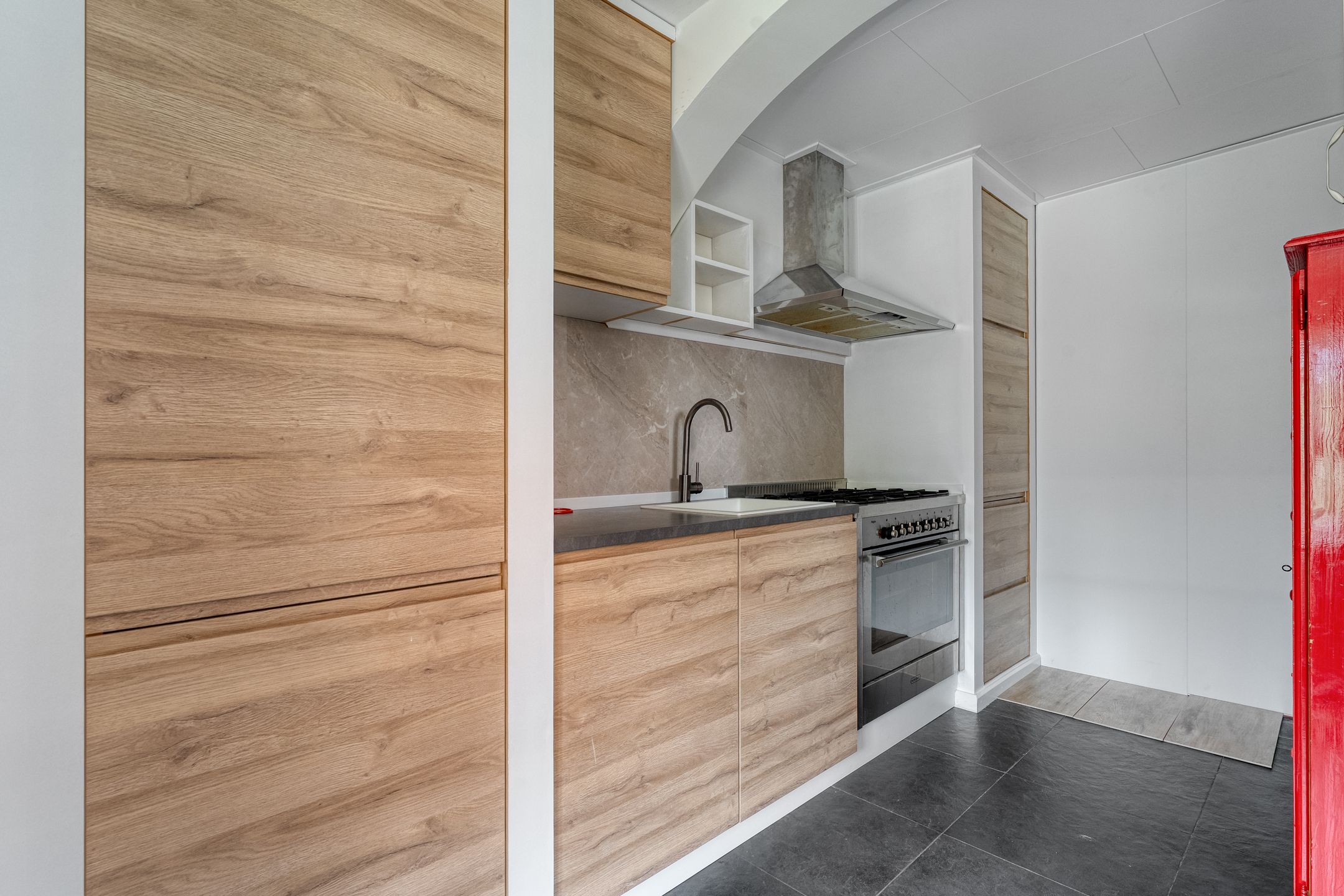 Photo 12 of Molstraat 53