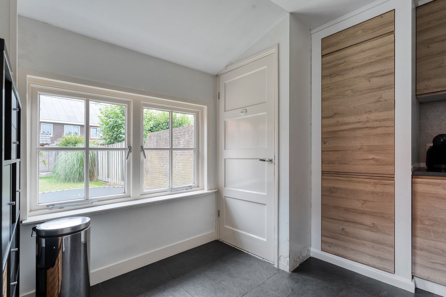 Photo 14 of Molstraat 53