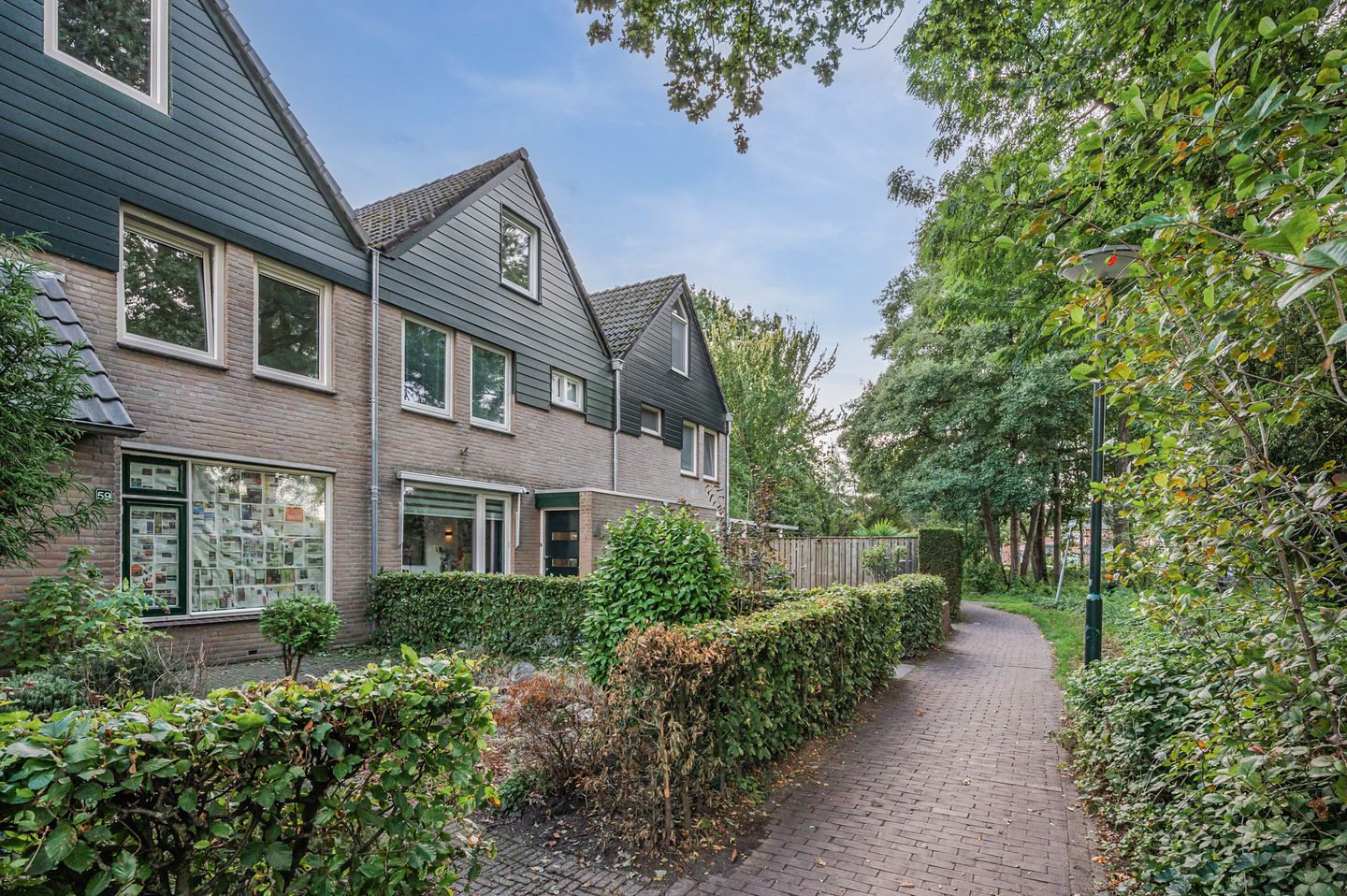 Photo 49 of Vondellaan 57