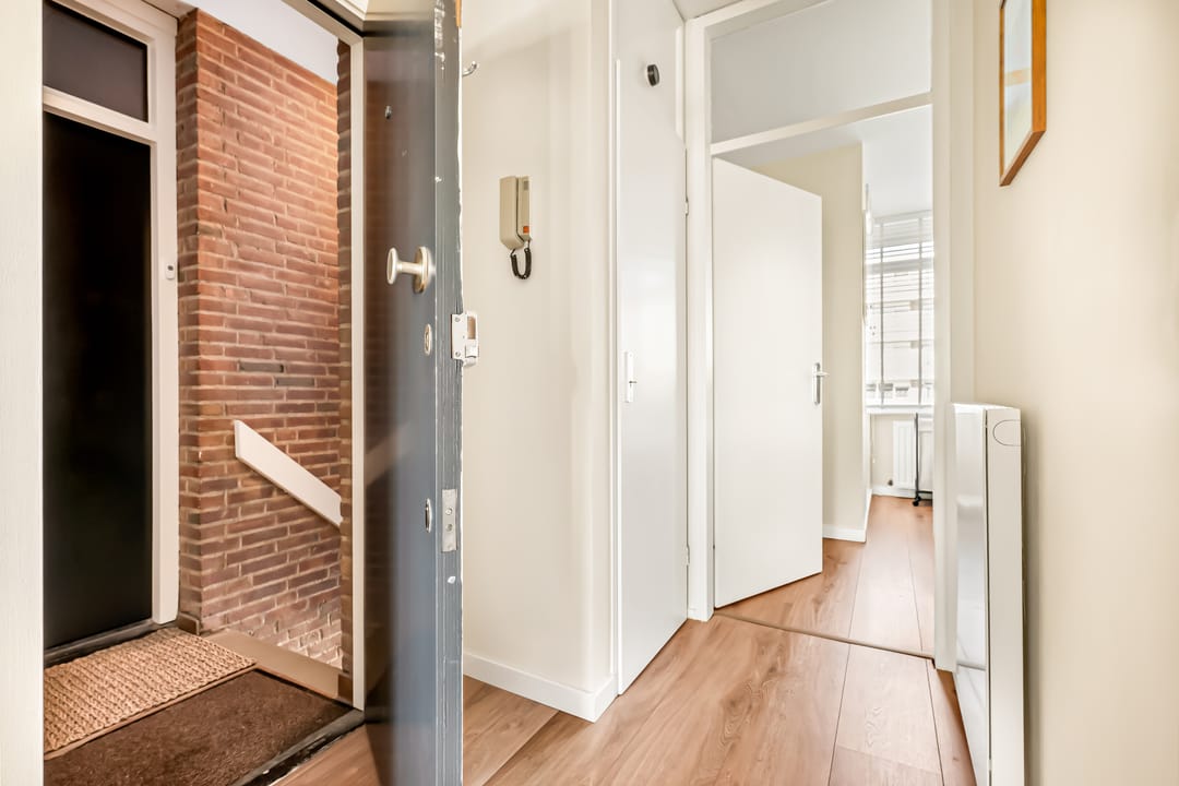 Photo 16 of Raadhuisstraat 57-D