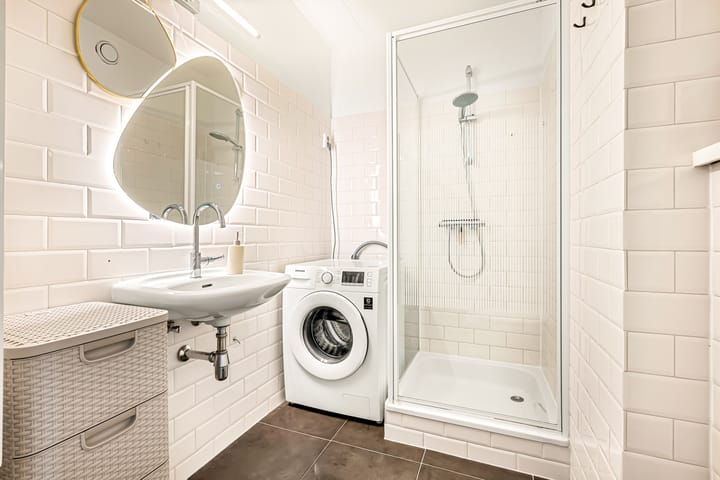 Photo 4 of Raadhuisstraat 57-D