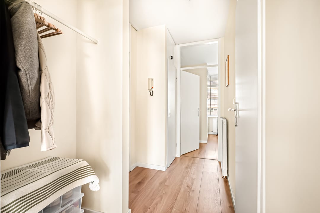 Photo 32 of Raadhuisstraat 57-D