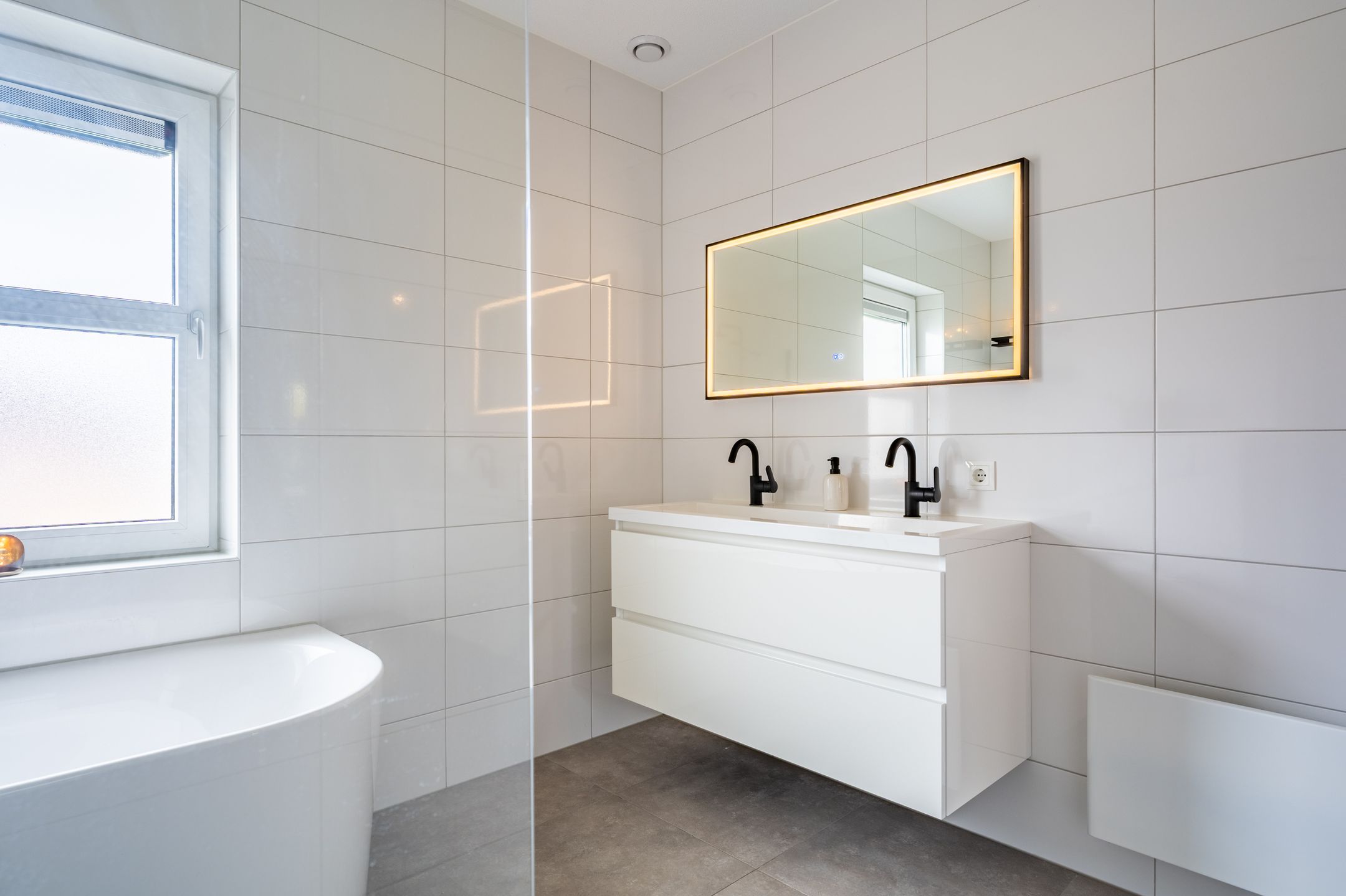 Photo 42 of Nassaustraat 89