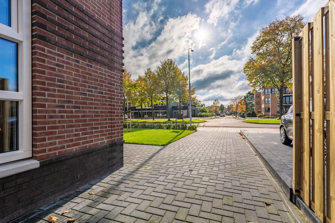 Photo 62 of Nassaustraat 89
