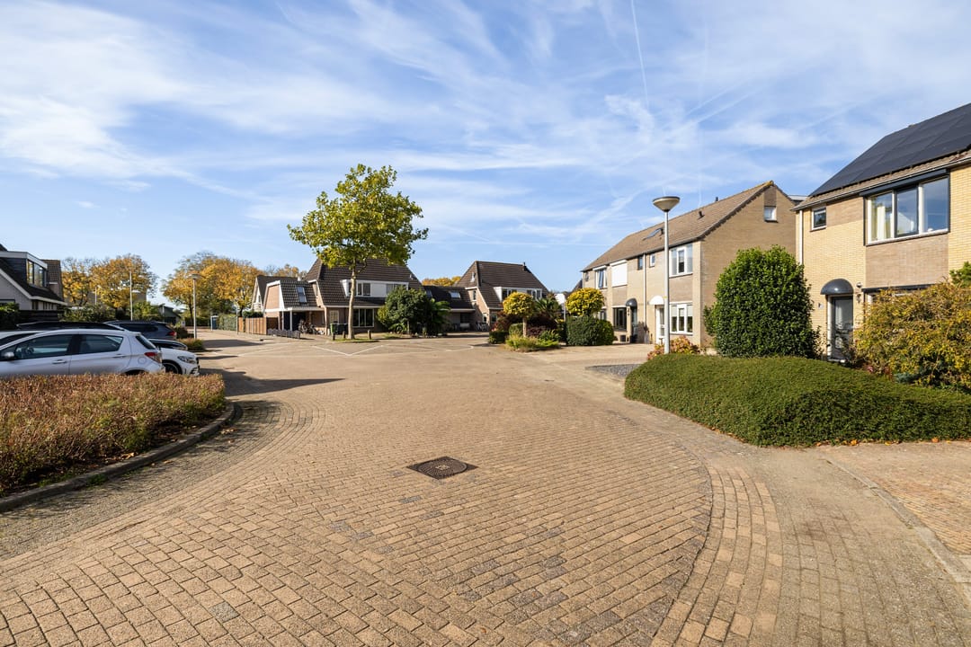 Photo 43 of Pietje Baltusstraat 21
