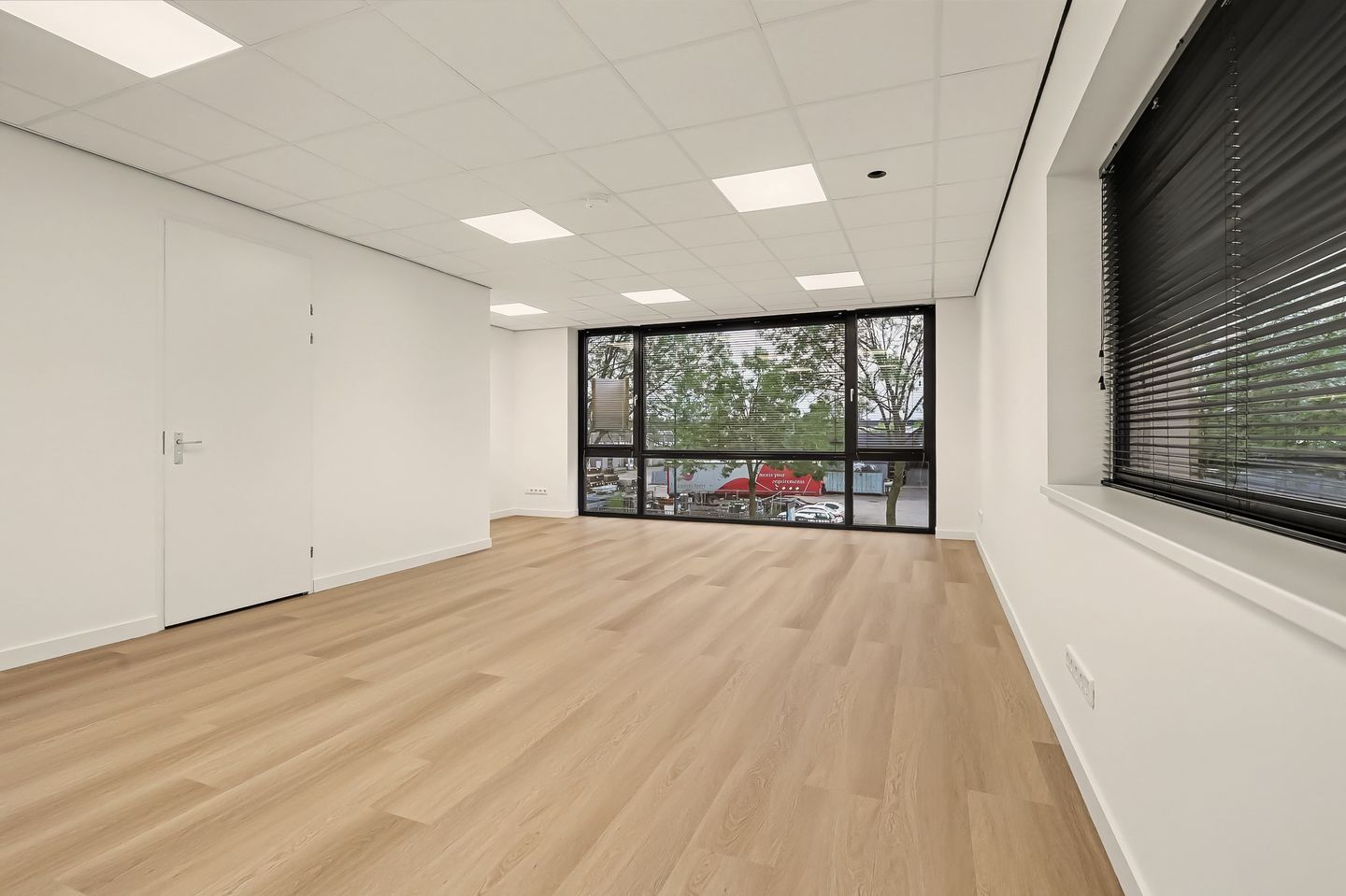 Bekijk foto 4 van Hallenstraat 5