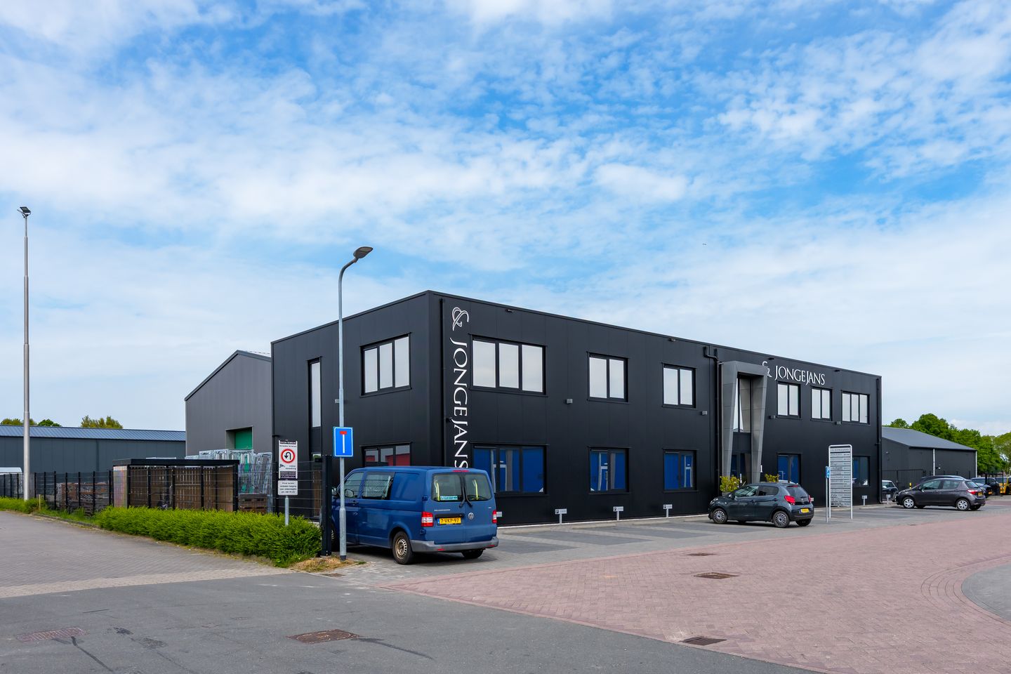 Bekijk foto 2 van Driebanweg 1