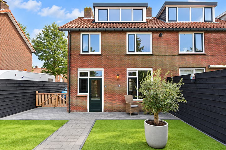 Hoekwoning te koop: Schoolstraat 5, Zoetermeer