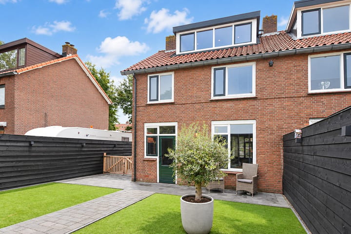 Hoekwoning te koop: Schoolstraat 5, Zoetermeer