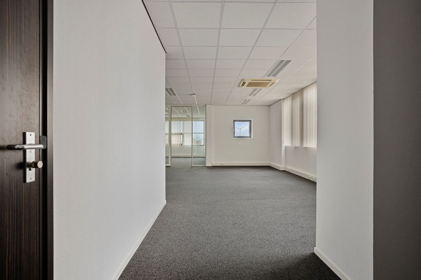 Bekijk foto 3 van A. van Leeuwenhoekweg 38-C16