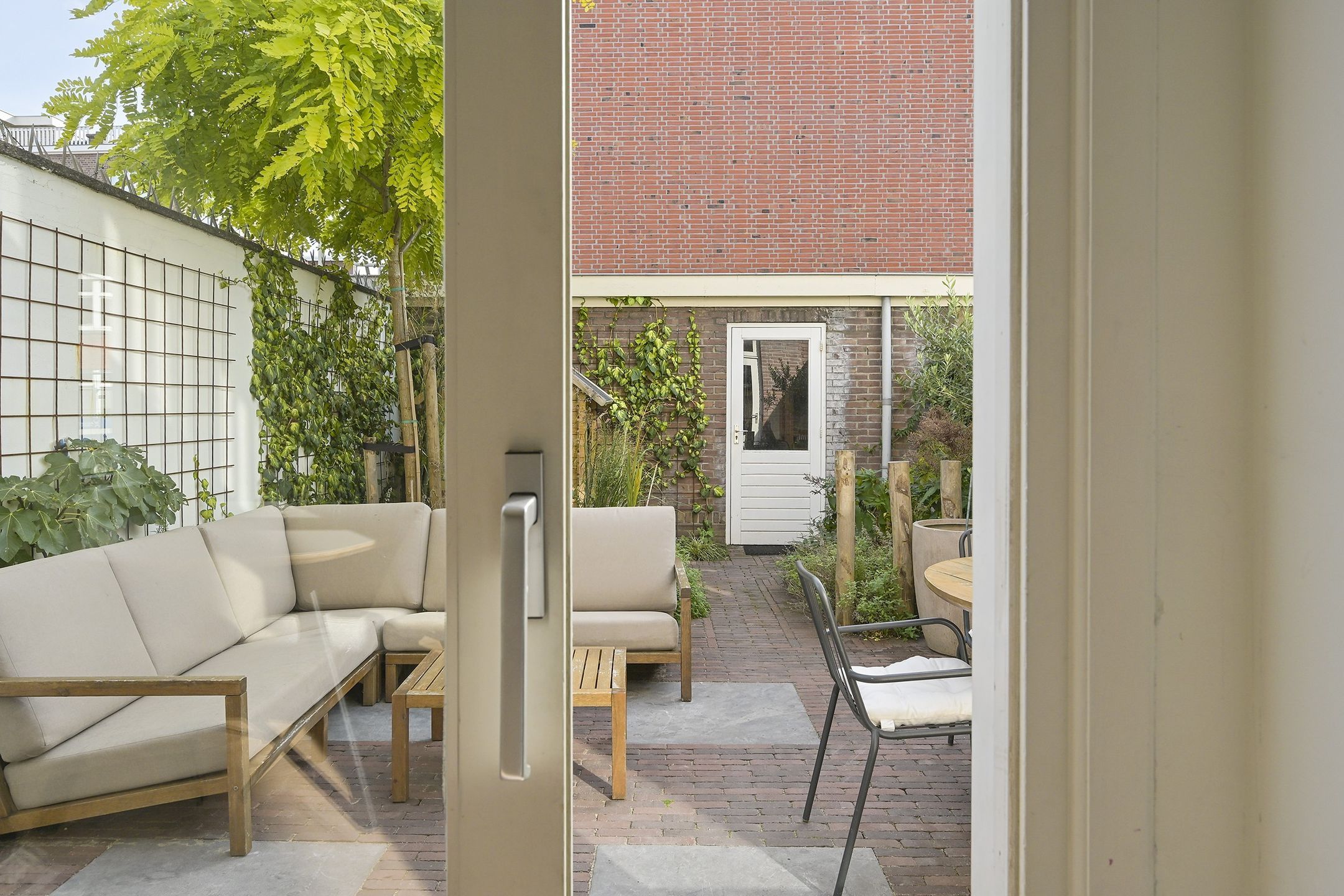 Photo 21 of Meloenstraat 70