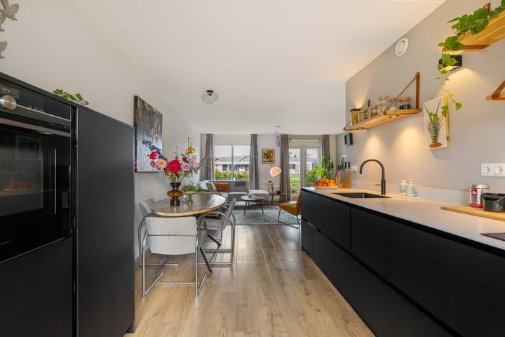 Tussenwoning te koop: De Waard 133, Groningen