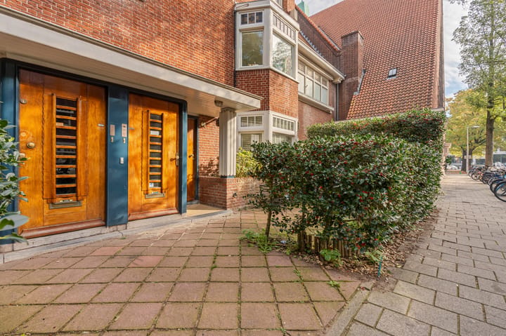 Photo 2 of Gerrit van der Veenstraat 40-H