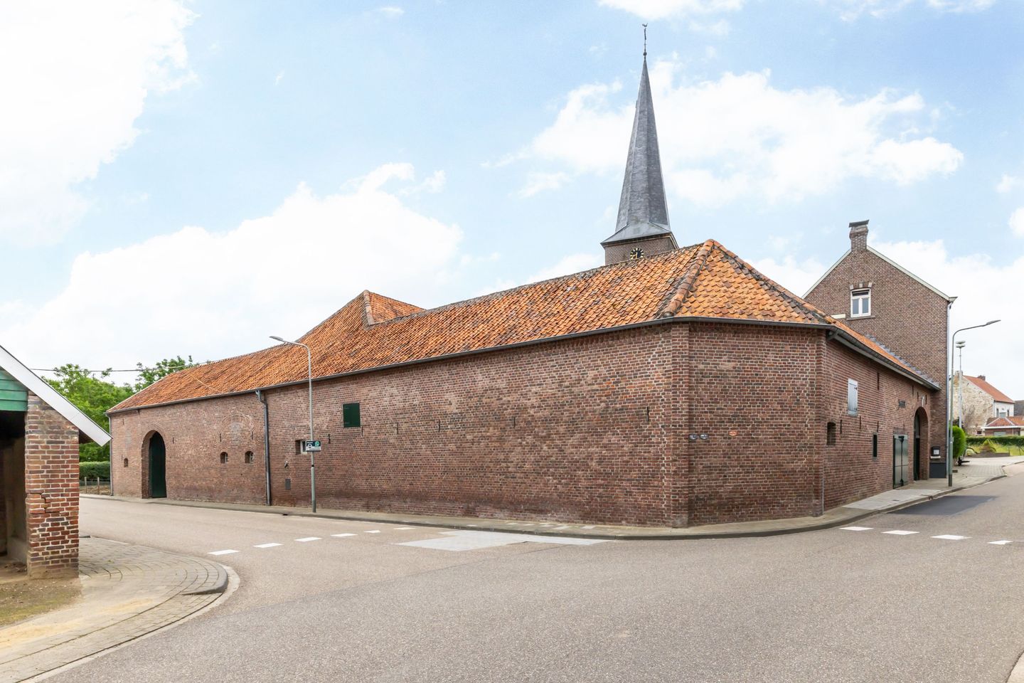 Bekijk foto 2 van Dorpstraat 38