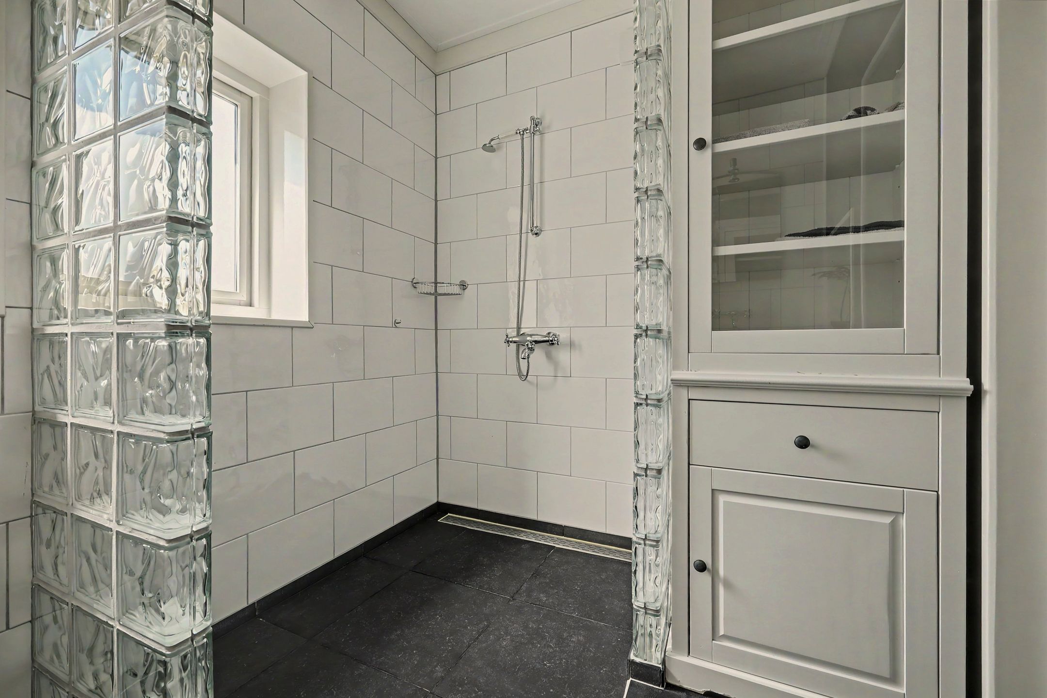 Photo 42 of Noordstraat 11