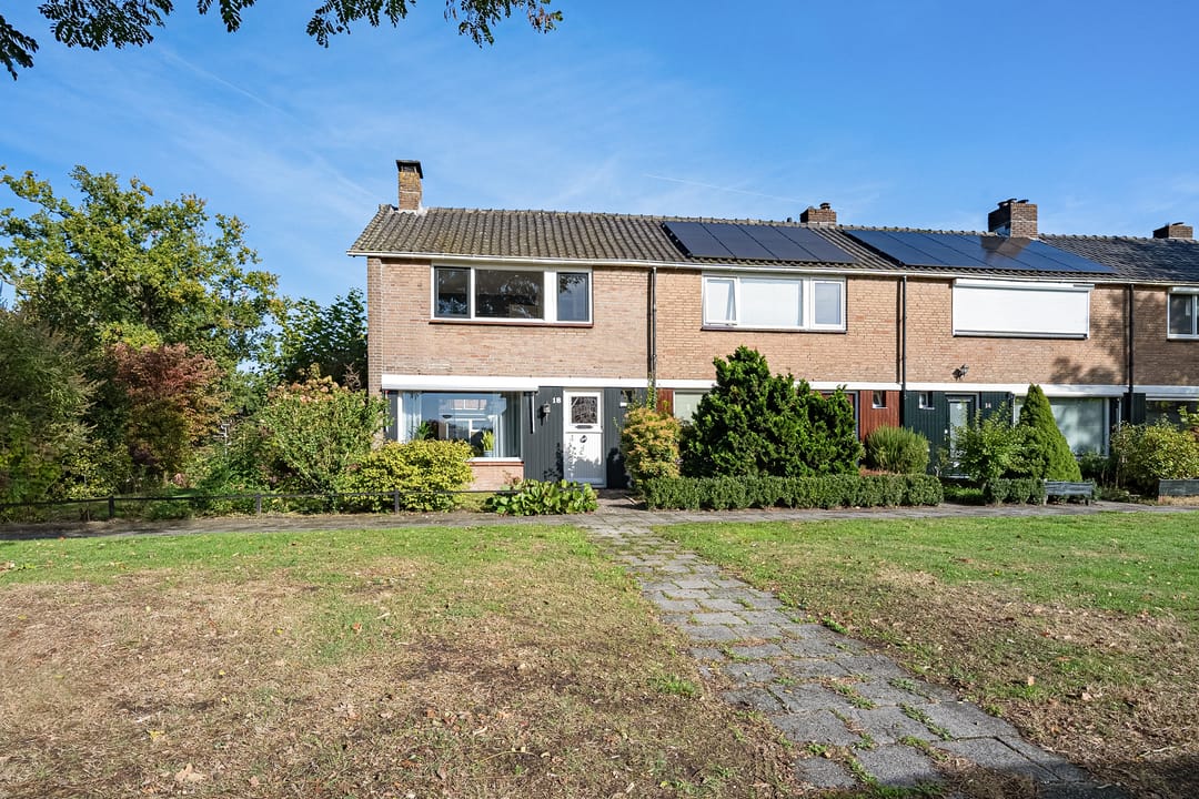 Foto 1 van Albert Meijeringstraat 18