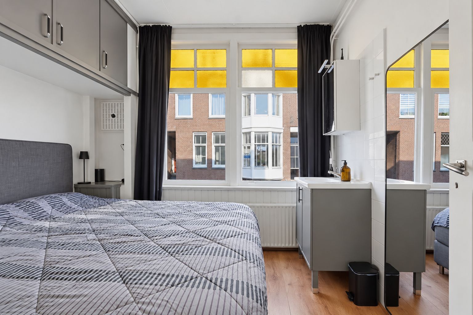 Photo 18 of Johannes Camphuijsstraat 259