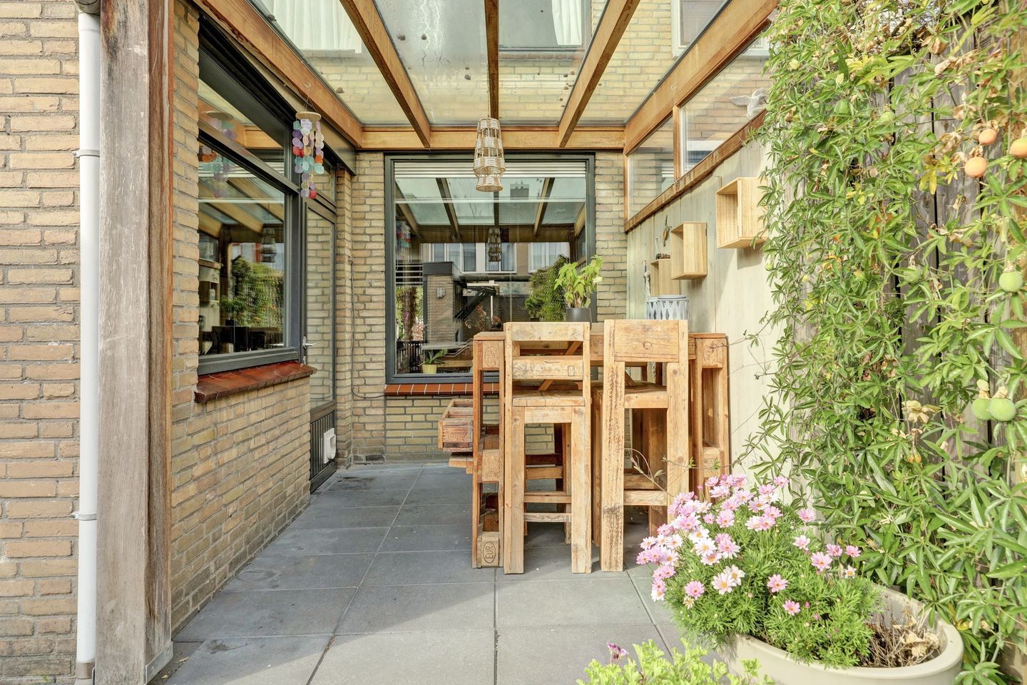 Photo 34 of Demerstraat 17