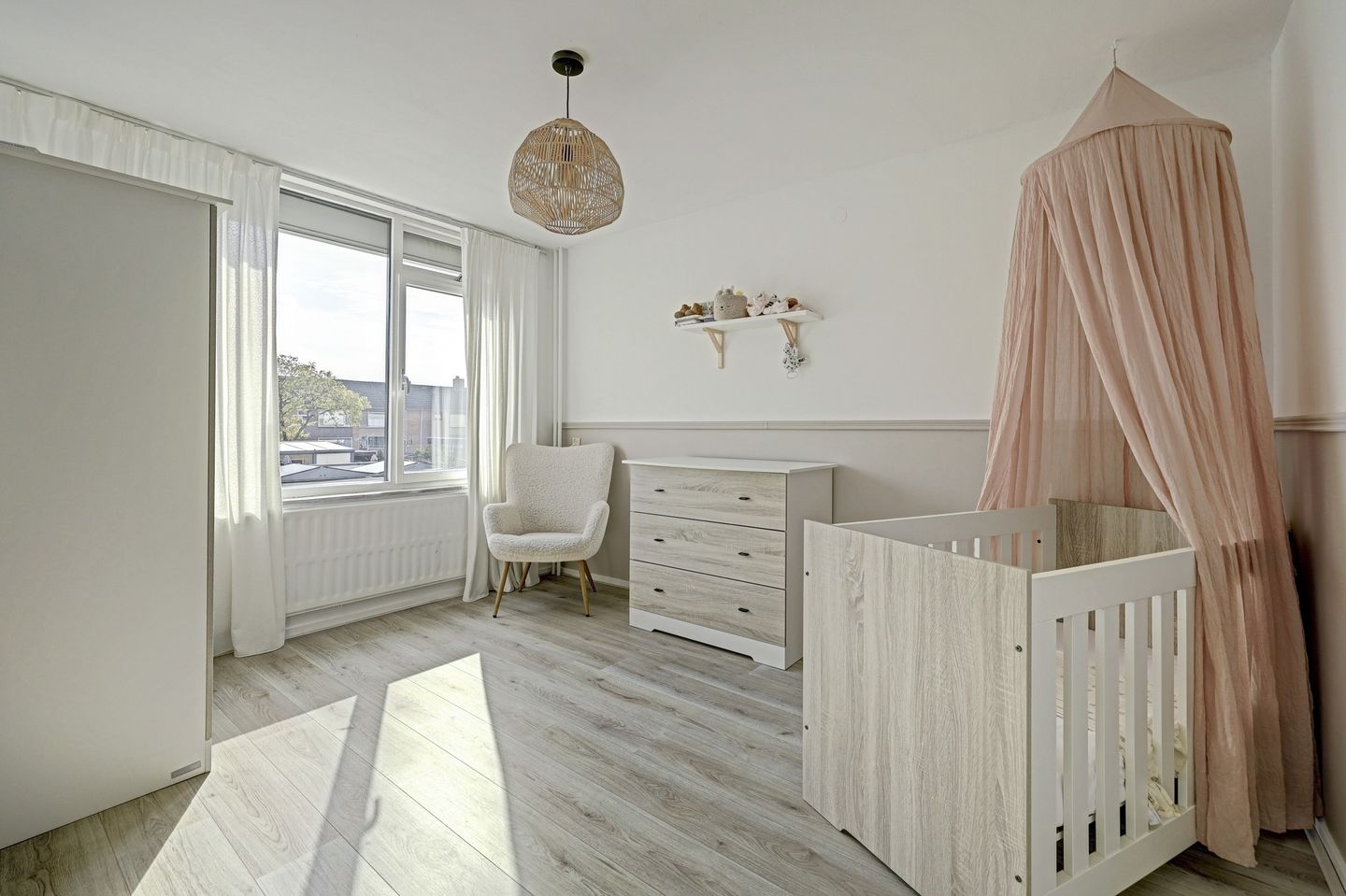 Photo 25 of Demerstraat 17