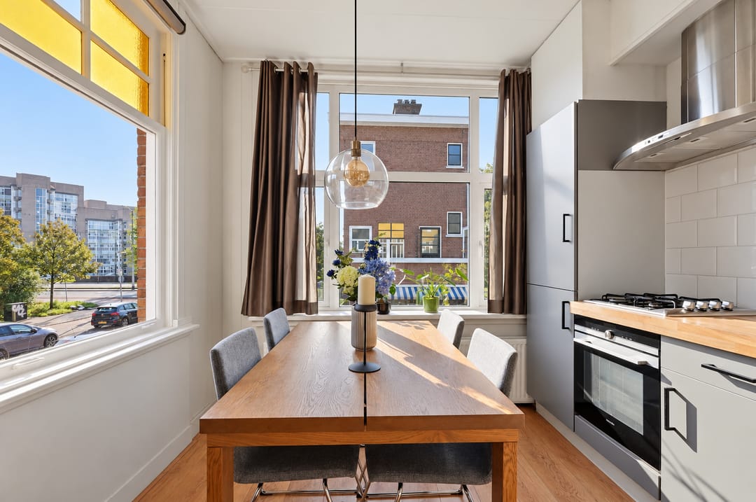 Photo 11 of Johannes Camphuijsstraat 259