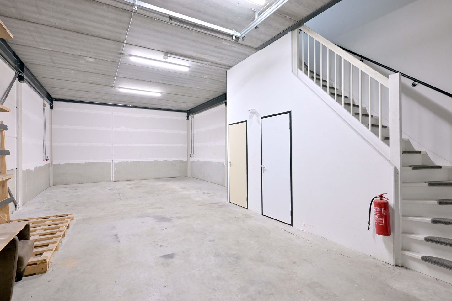 View photo 2 of Dortmundstraat 6-AB