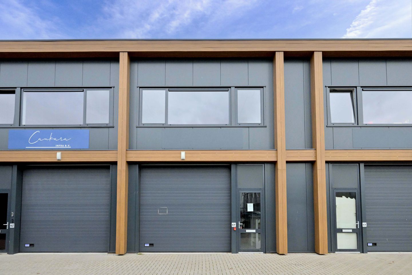 View photo 1 of Dortmundstraat 6-Y