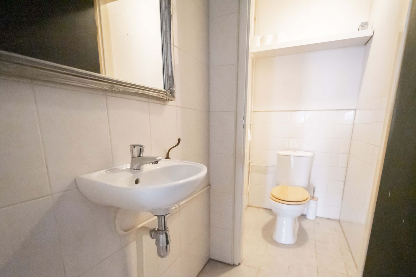 Photo 14 of Zeestraat 47