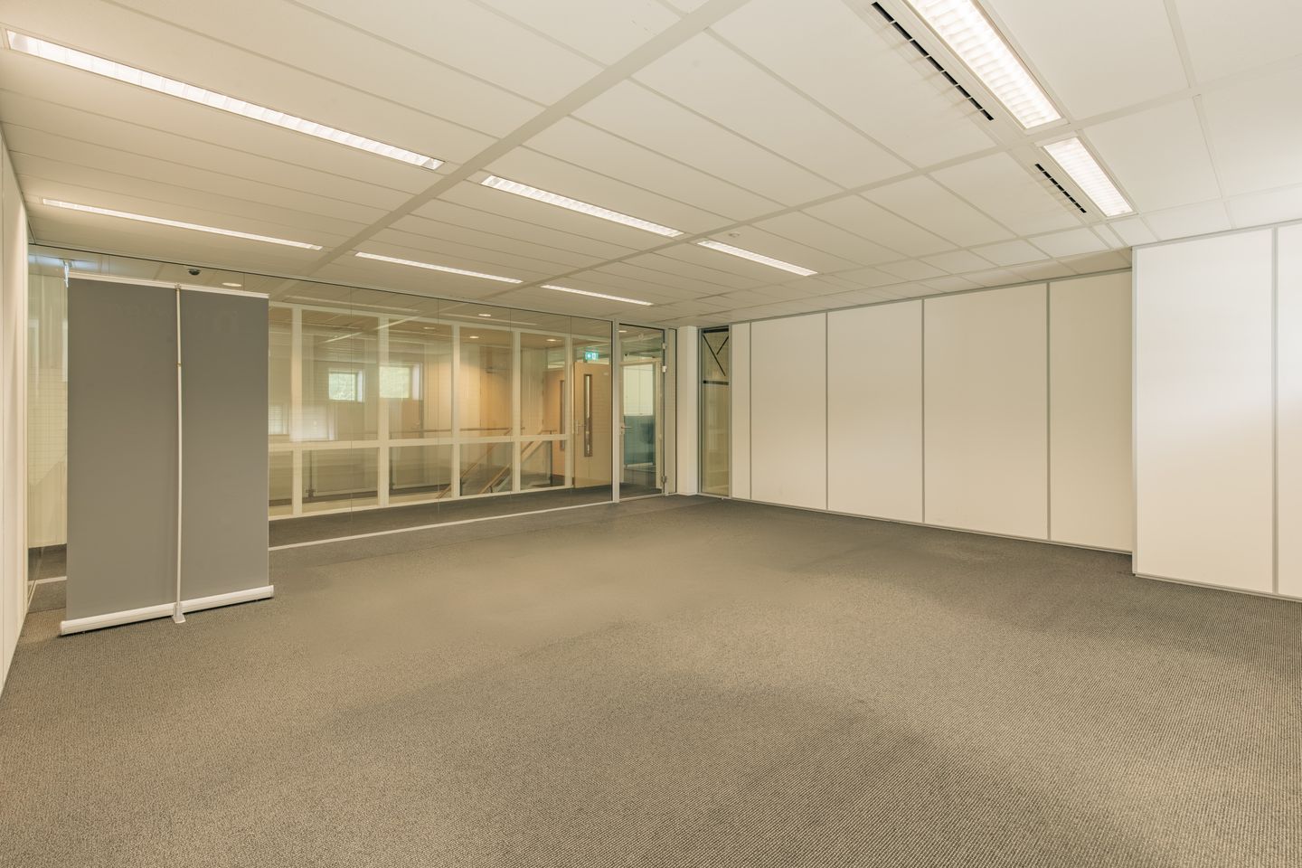 Bekijk foto 3 van Delftechpark 26