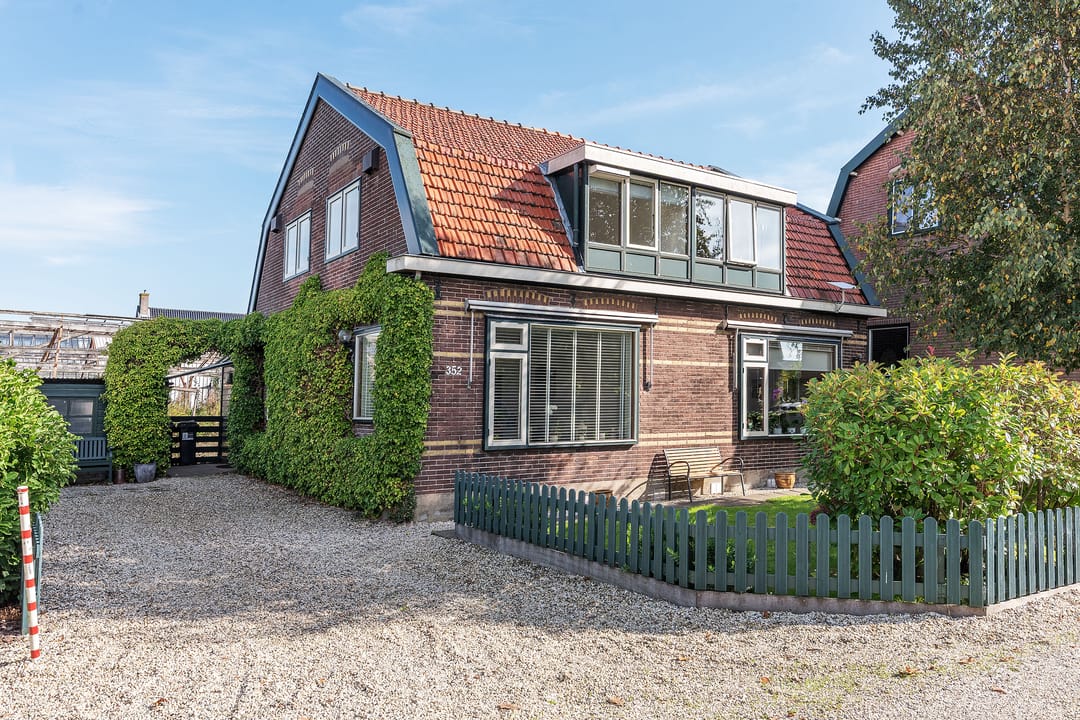 Photo 1 of Uiterweg 352