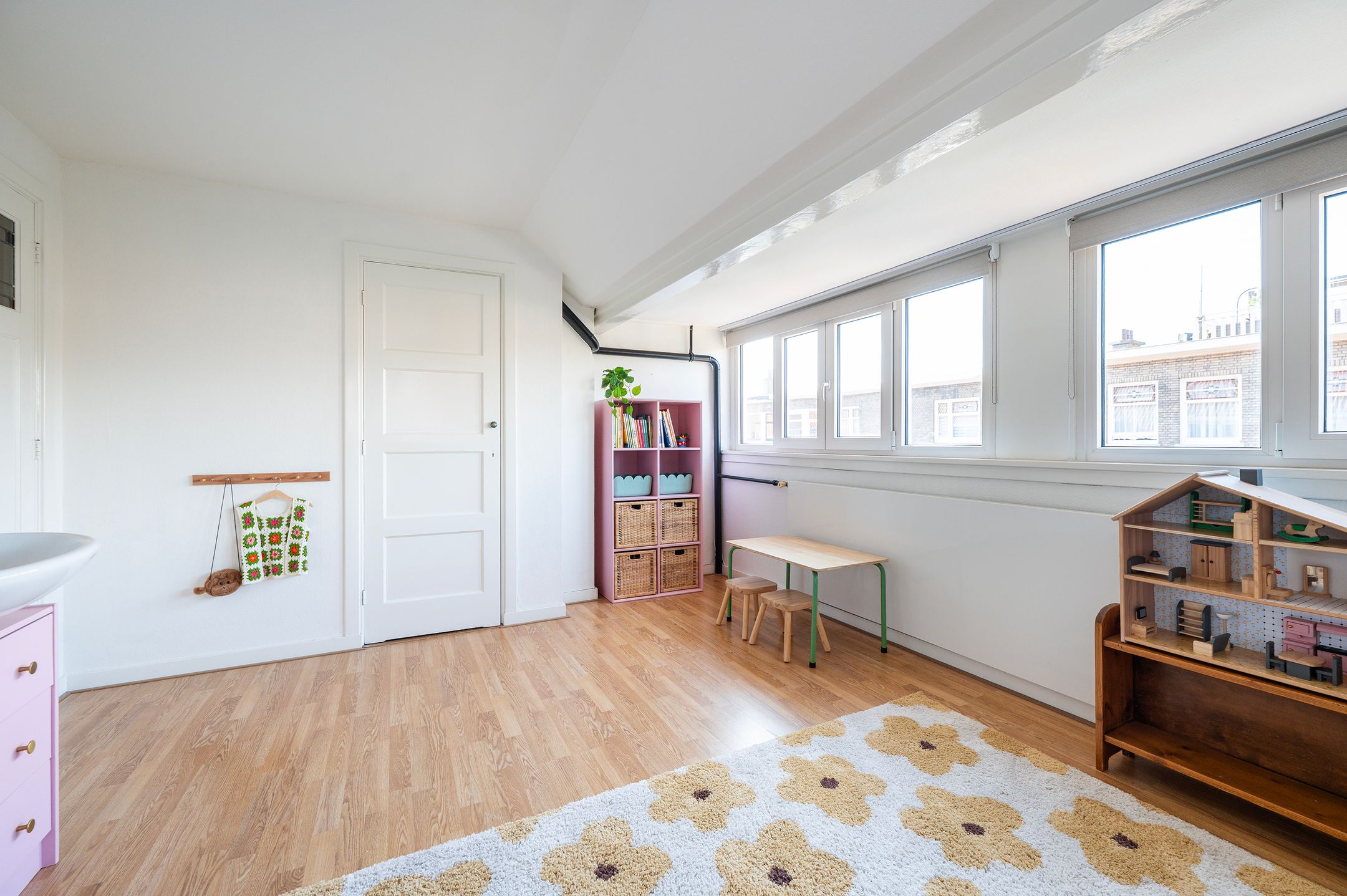 Photo 36 of van Faukenbergestraat 98