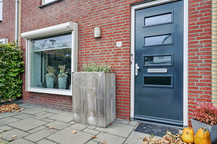 Foto 2 van Graaf Engelbrechtstraat 13