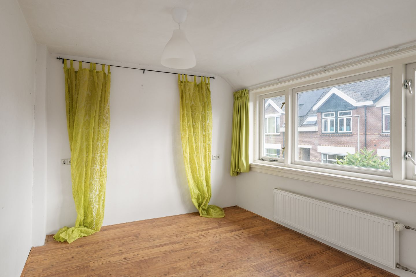 Photo 20 of Leliestraat 17