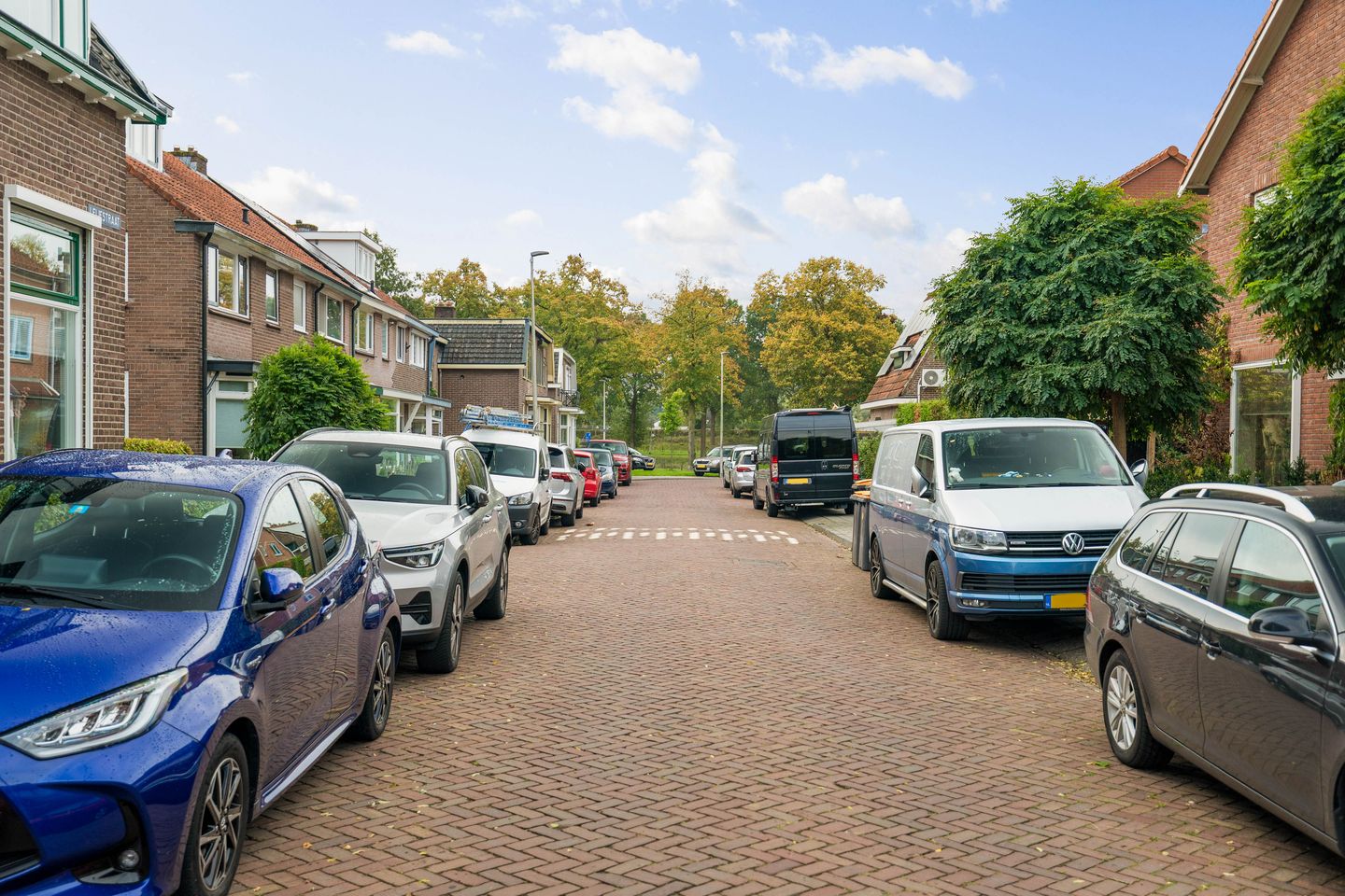 Photo 35 of Leliestraat 17