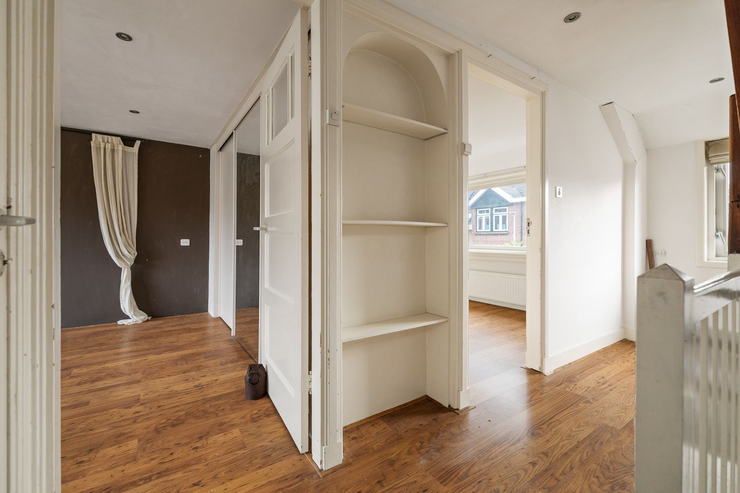 Photo 14 of Leliestraat 17
