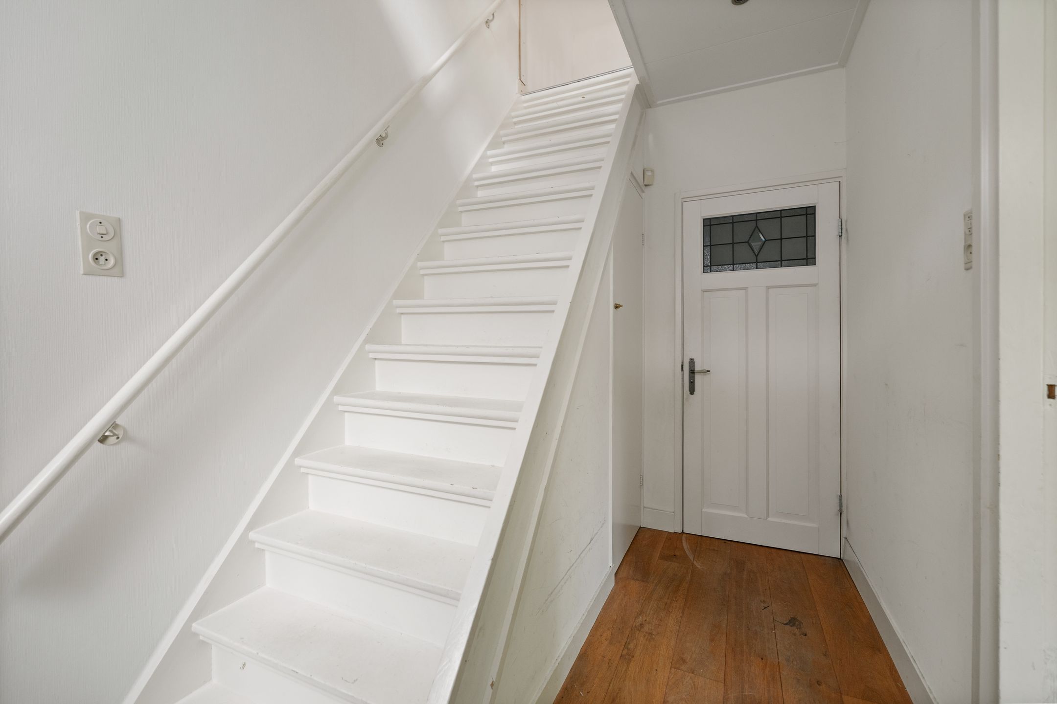 Photo 12 of Leliestraat 17